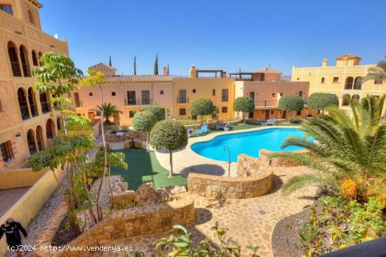 Apartamento de 2 dormitorios, 2 baños con terraza en el campo de Golf Dessert Spring - ALMERIA