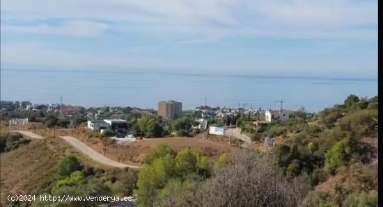 PARCELA CON VISTAS AL MAR ZONA LOS ALTOS DE LOS MONTEROS - MALAGA