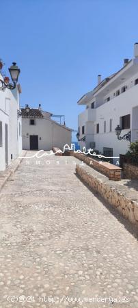 Casa en casco antiguo de Altea con terraza y vistas panorámicas. - ALICANTE