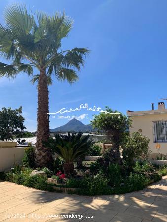 CASA ADOSADA DE CAMPO - ALICANTE