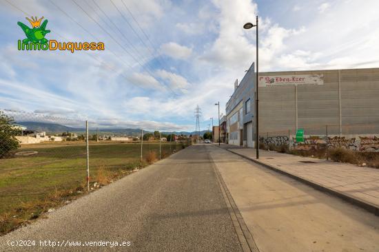 Terreno industrial Parque Comercial Albán - GRANADA