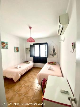 Alquiler de apartamento en Vélez de Benaudalla - GRANADA