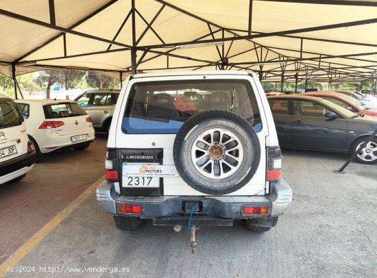 Mitsubishi Montero 2.5 TDI GLS STSN. CORTO - Cornella de Terri