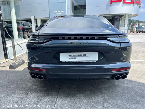 Porsche Panamera 4 E - HYBRID PLATINUM EDITION - Perillo