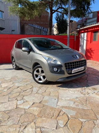 Peugeot 3008 Confort 1.6 HDI 110 FAP - Sabadell