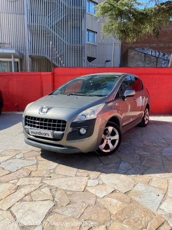 Peugeot 3008 Confort 1.6 HDI 110 FAP - Sabadell