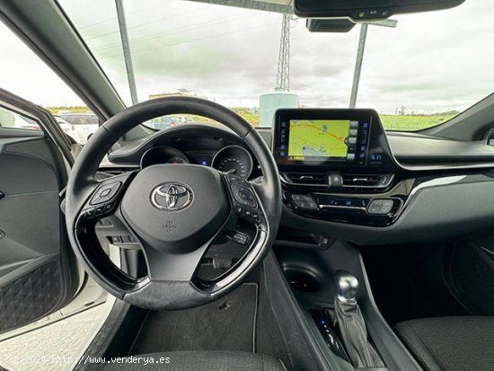 TOYOTA C-HR en venta en Badajoz (Badajoz) - Badajoz