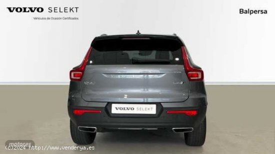 Volvo XC40 XC40 D4 AWD R-Design Automatico de 2019 con 1 Km por 32.990 EUR. en Ourense