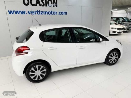 Peugeot 208 1.5BlueHDi S&S Active 100cv de 2019 con 73.000 Km por 13.300 EUR. en Guipuzcoa