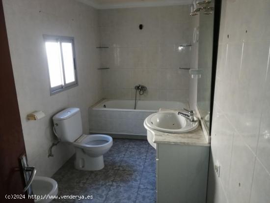 Casa de pueblo en venta en Calle Horno Del Vidrio 7, Bajo, 03638, Salinas (Alicante) - ALICANTE