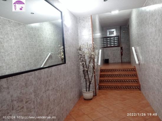 ***VALAZANCA VENDE PISO EN ZONA ISABEL II*** - MADRID