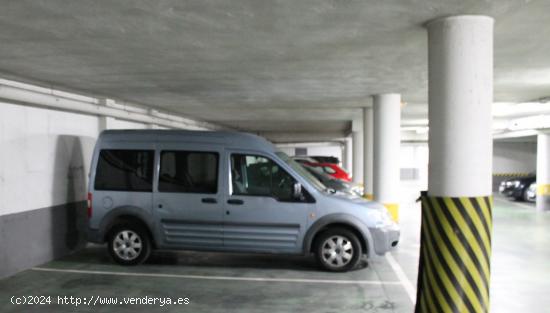 NO DEJES TU COCHE EN LA CALLE !!! - CADIZ