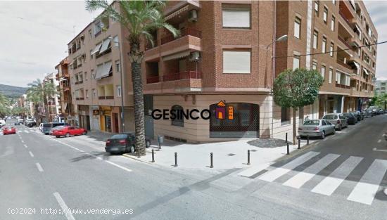 LOCAL COMERCIAL EN ALQUILER - CHAFLÁN EN LA PRINCIPAL AVENIDA - VALENCIA