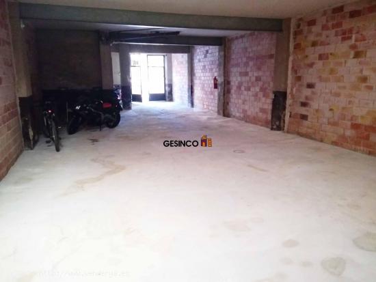  LOCAL COMERCIAL EN ALQUILER CON IDEAL UBICACIÓN - VALENCIA 