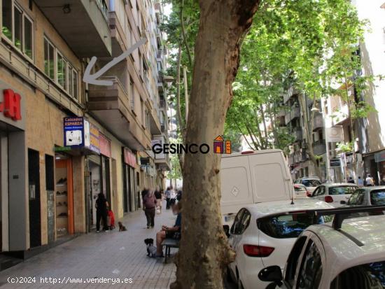 ENTRESUELO EN VENTA O ALQUILER (900,00€/al mes) EN PLENO CORAZÓN DE LA CAPITAL COSTERA - VALENCIA