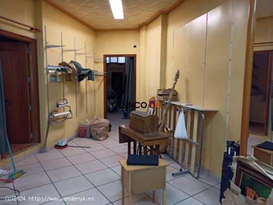 LOCAL COMERCIAL EN VENTA EN ONTINYENT - ZONA SANTO DOMINGO - VALENCIA