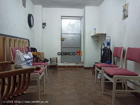 GRAN LOCAL COMERCIAL EN VENTA EN ONTINYENT - ZONA EL LLOMBO - VALENCIA