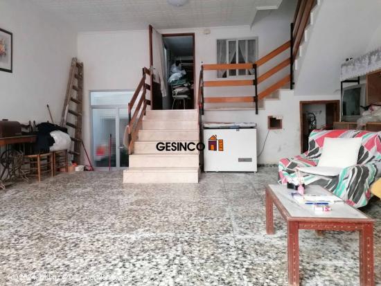 CASA EN VENTA EN ONTINYENT - UBICACIÓN MUY CÉNTRICA - VALENCIA