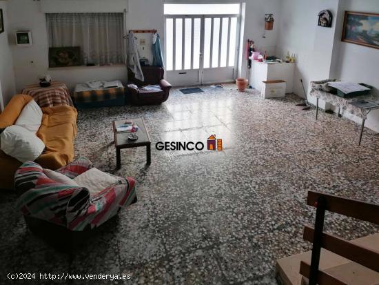 CASA EN VENTA EN ONTINYENT - UBICACIÓN MUY CÉNTRICA - VALENCIA