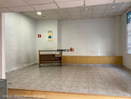 LOCAL COMERCIAL EN CALLE TRANSITADA - VALENCIA