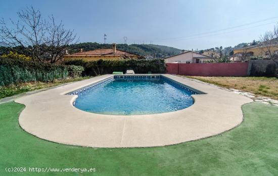  Se Vende en Canyelles - BARCELONA 