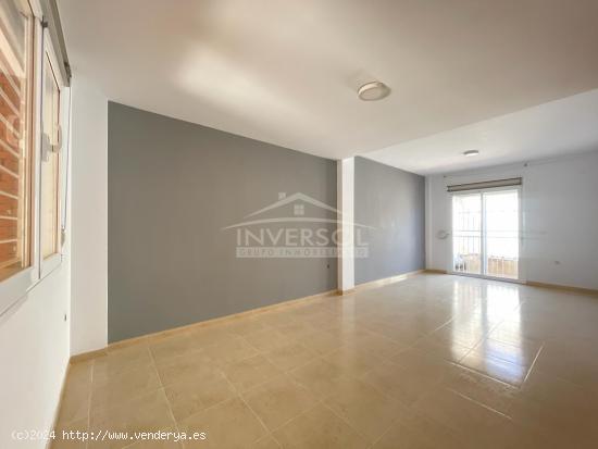 OPORTUNIDAD!! CASA EN SANTO DOMINGO - ALMERIA