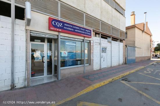 VENTA DE LOCAL COMERCIAL EN ARMILLA JUNTO IGLESIA SAN MIGUEL - GRANADA