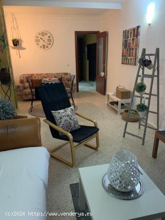 VENTA PISO CON GARAJE Y TRASTERO EN VILLAMARTIN - CADIZ