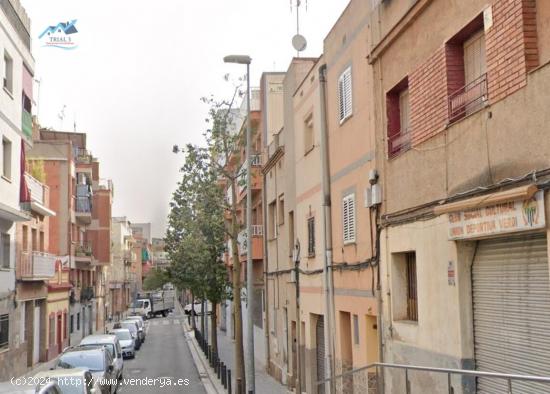  Venta Piso en Santa Coloma de Gramenet (Barcelona) - BARCELONA 