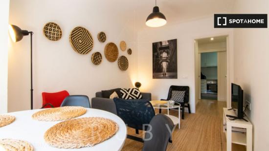 Apartamento entero de 2 dormitorios en L'Hospitalet de Llobregat. - BARCELONA