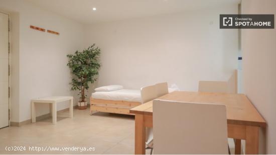 Apartamento de 1 dormitorio en alquiler en Madrid - MADRID