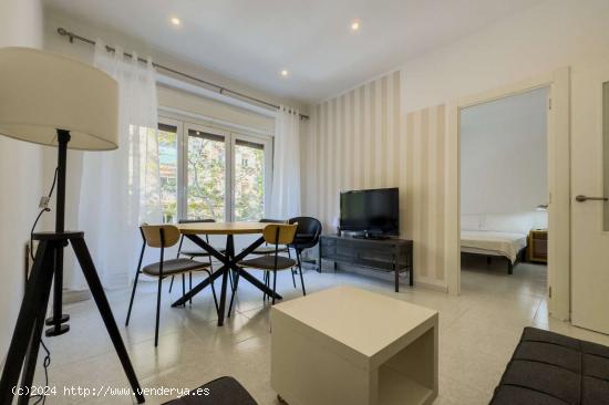  Piso entero de 4 habitaciones en barcelona. - BARCELONA 