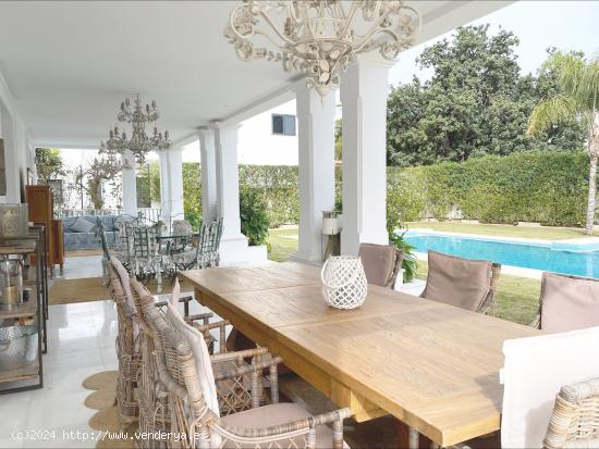 VILLA A LA VENTA EN MARBELLA - MALAGA