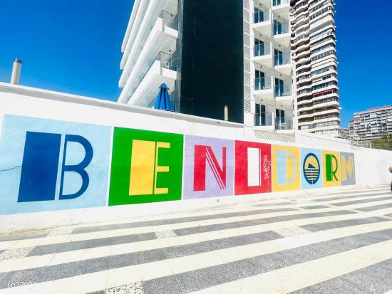 BAJO A 70M DE LA PLAYA LEVANTE A ESTRENAR!! - ALICANTE