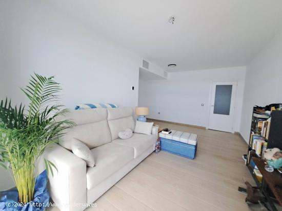 Exclusivo apartamento como nuevo en venta en Parque Central, Estepona. Málaga - MALAGA