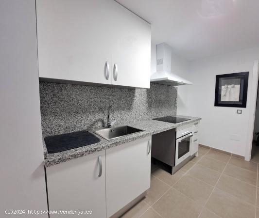 Exclusivo apartamento como nuevo en venta en Parque Central, Estepona. Málaga - MALAGA