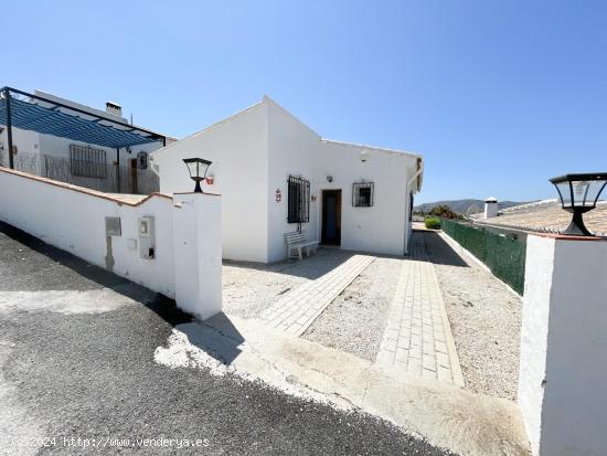 CASA EN PUENTE DON MANUEL CON PISCINA - MALAGA