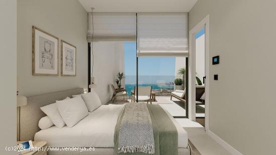 ADOSADO DE 3 DORMITORIOS Y 2 BAÑOS CON VISTAS AL MAR. FUENGIROLA - MALAGA