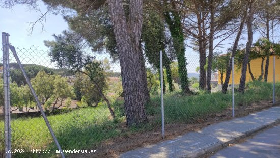 Suelo urbano en venta  en Sils - Girona