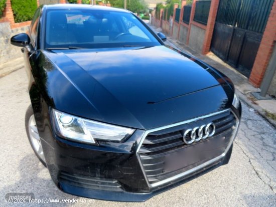 Audi A4 2.0 tdi sport-NAVI COMAND-7G F1-KLIMATIZADOR de 2018 con 157.000 Km por 17.500 EUR. en Grana