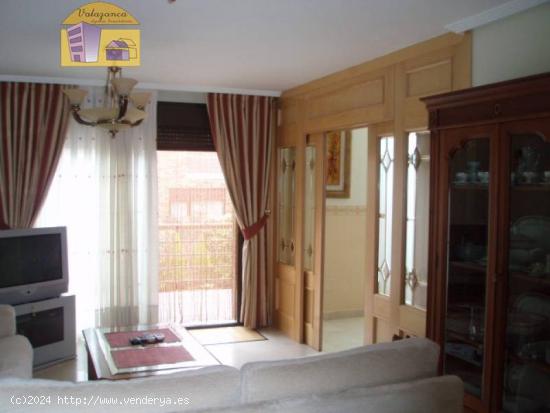 SE VENDE HERMOSO CHALET EN PARLA, ZONA LA ERMITA - MADRID