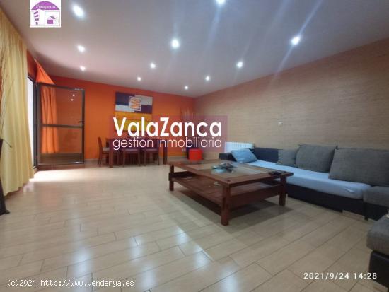 VALAZANCA VENDE PISO EN ZONA RENFE - MADRID