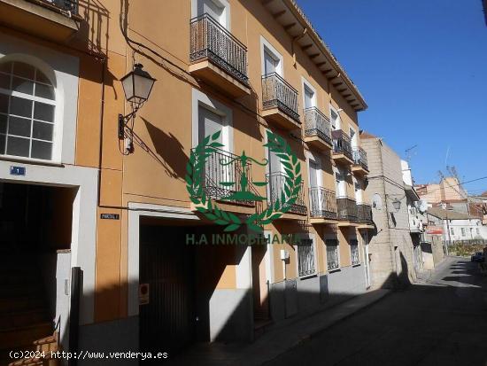  SE VENDEN PLAZAS  DE GARAJE EN EL MOLAR. CALLE REAL-POCITO  DESDE  3.000 € - MADRID 