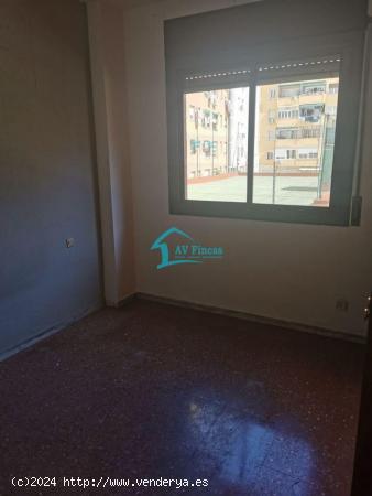 ESTUPENDO PISO EN VENTA EN BARCELONA - BARCELONA