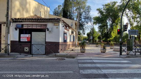 Local en cruce con mucha afluencia de vehículos - MADRID