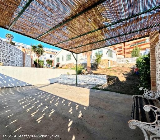 Fuengirola - Casa Unifamiliar,3 Dormitorios, Jardín, Piscina Privada - MALAGA