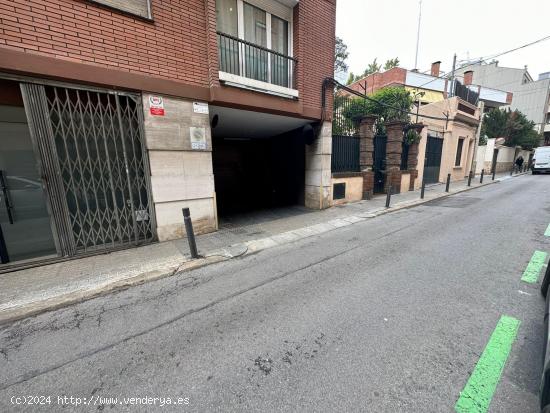 Garaje doble en calle escipió 36 - BARCELONA