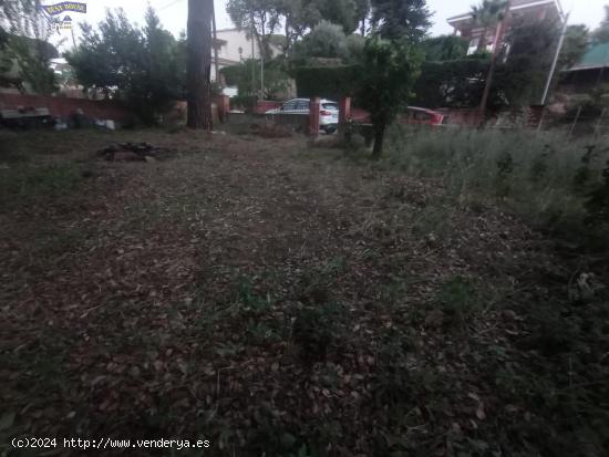 TERRENO URBANIZABLE DE 550M2 EN SANTA EULALIA DE ROÇANA - BARCELONA