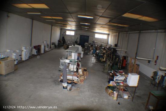 LA NORIA VENDE NAVE INDUSTRIAL DE 6OO M2 EN CAMPOLLANO ECONÓMICA - ALBACETE