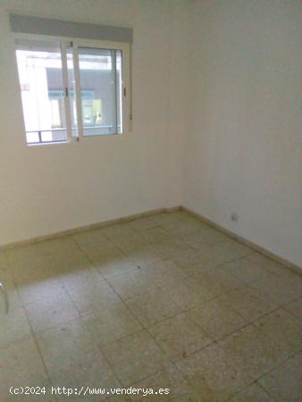 PISO EN ZONA CENTRO -CÁCERES- - CACERES